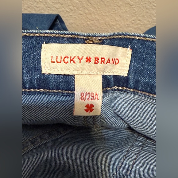 Lucky Brand Sweet Mid-Rise Flare Jeans Women’s Size 8 - Picture 3 of 4